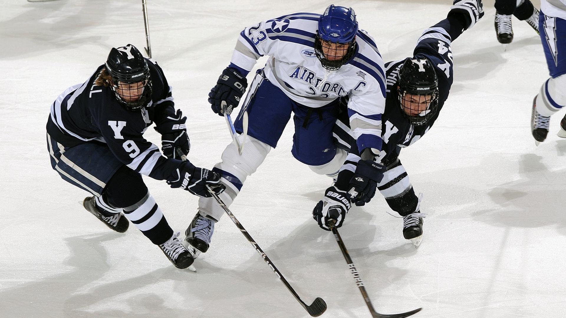 冰火交锋，法国队险胜日本队，陈雨菲状态火热折射羽坛新格局